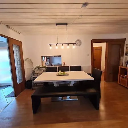 Apartment 4-zimmer In